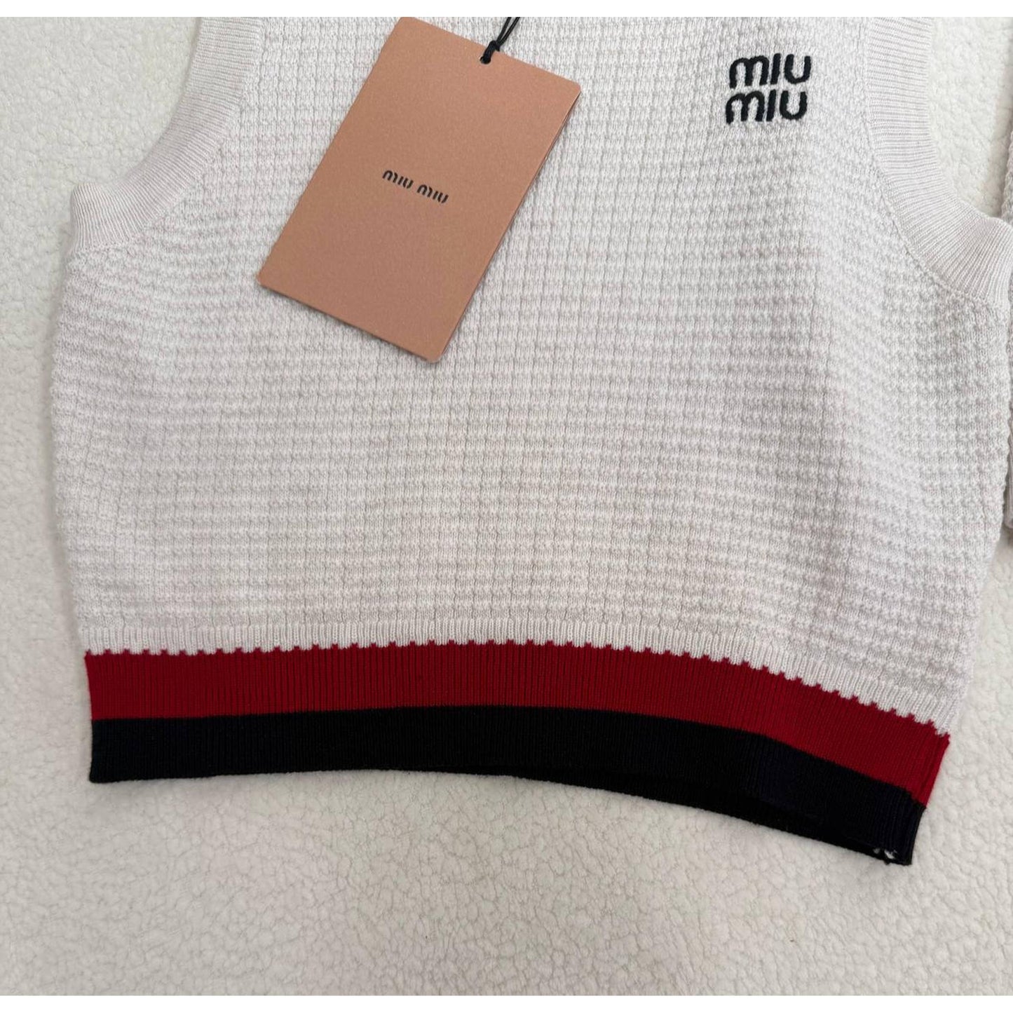 White Knitted Women’s Set